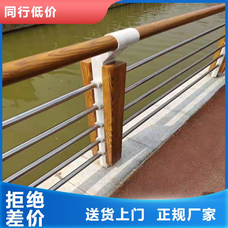 热镀锌喷塑桥梁护栏坚固结实表面光滑