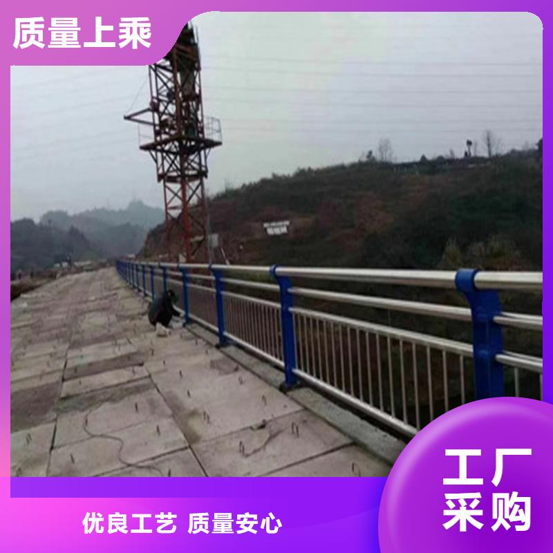 陕西省全新升级品质保障展鸿蓝色钢板护栏立柱耐磨光滑耐磨损