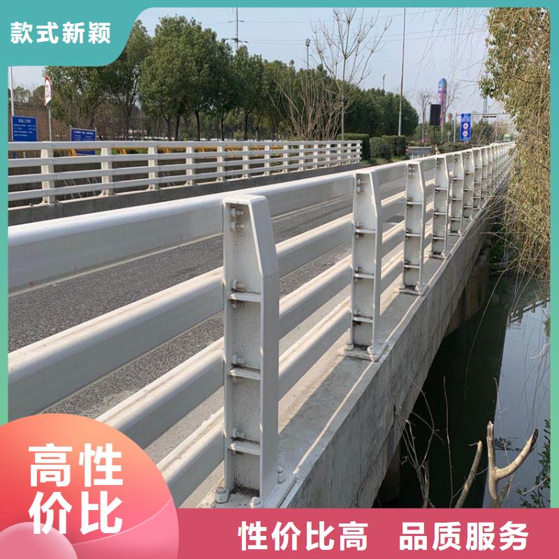 迪庆买不锈钢复合管护栏多少钱一米