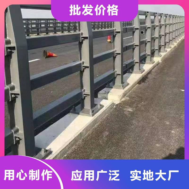 技术先进《鑫方达》高架桥防撞护栏生产厂家