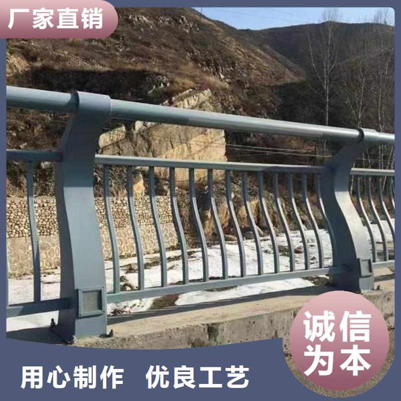 咨询[鑫方达]仿木纹河道护栏栏杆不锈钢河道栏杆定制厂家