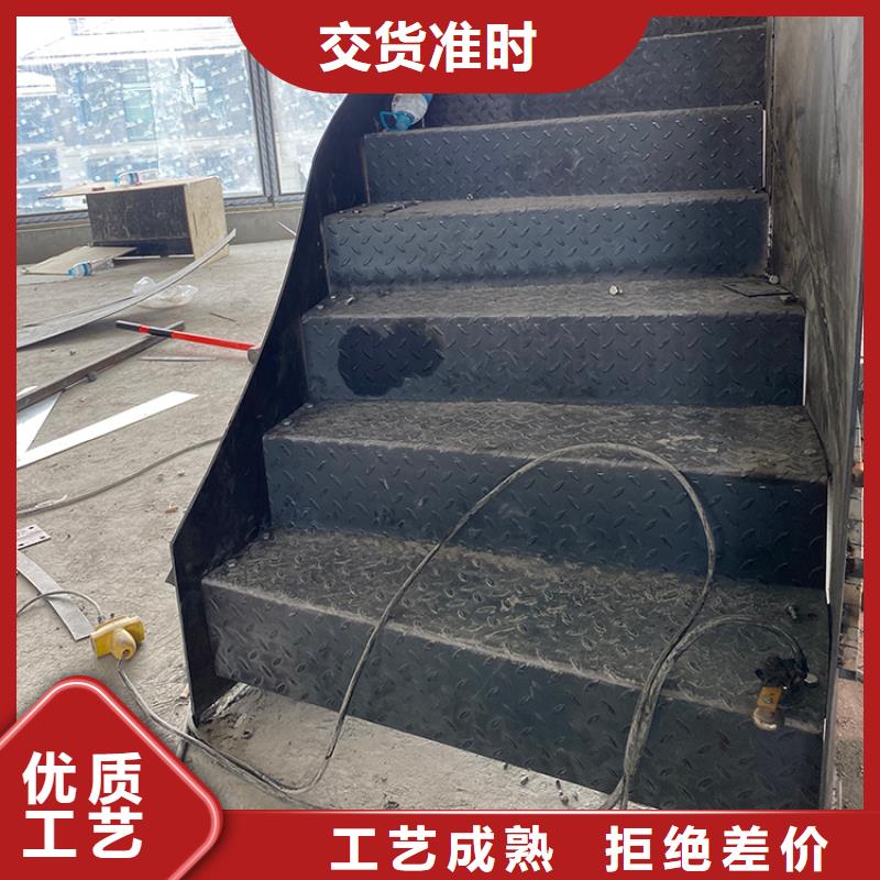<宇通>晋中市左权酒店会所螺旋钢结构楼梯款式多样